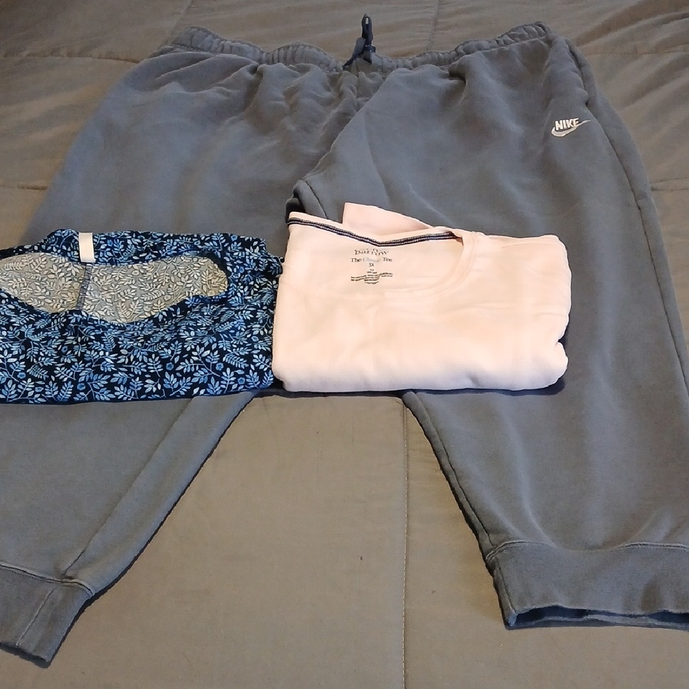 Nike Kids Gray Sweatpants